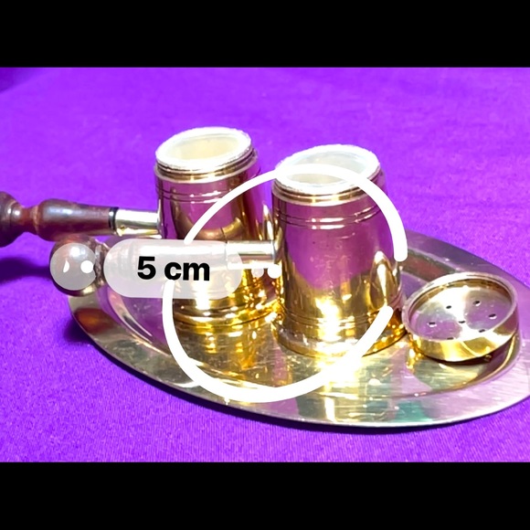 Vtg. Brass Gavel Style Salt & Pepper Shakers With Wood Handle - Picture 4 of 4